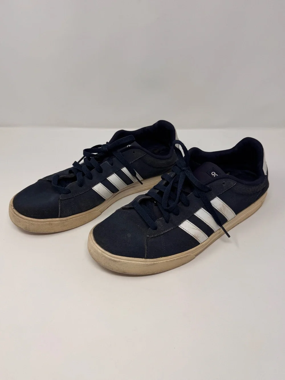 Adidas Suede Sneakers, Navy White, Sz 13, Classic stripe athletic sporty casual